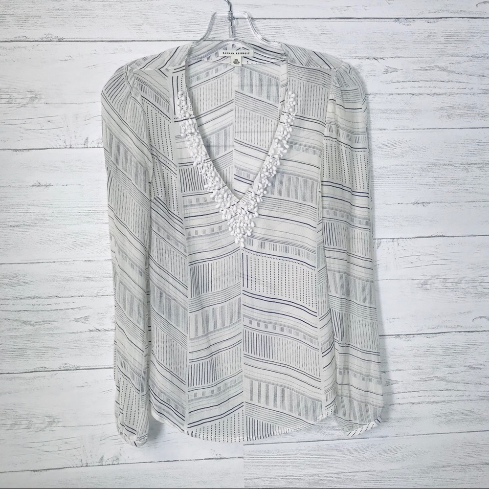 BANANA REPUBLIC Long Sleeve Silk Beaded Blouse